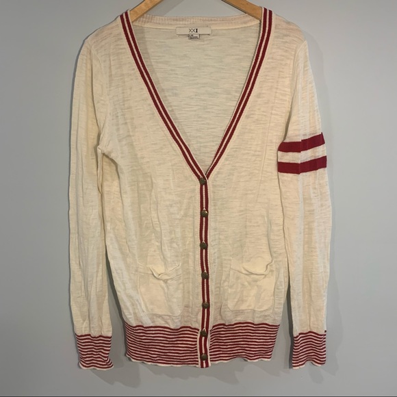 💞$5 Bundle Price💞 Varsity Style Red and White Forever 21 Cardigan - Picture 1 of 5